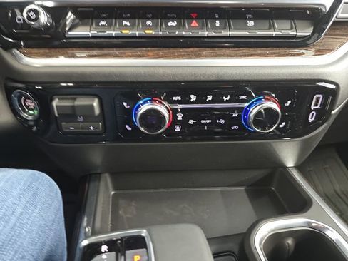 New 2026 GMC Sierra 1500 Elevation w/ Elevation Premium Package AWD/4WD image 21