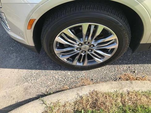 Used 2017 Cadillac XT5 Premium Luxury w/ Driver Assist Package image 6