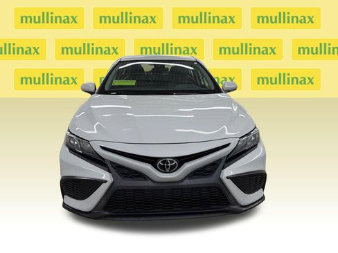 Used 2024 Toyota Camry SE FWD image 15