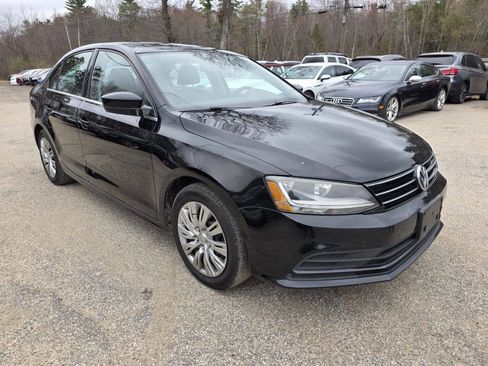 Used 2017 Volkswagen Jetta S FWD image 7