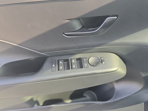 New 2026 Hyundai Kona SE FWD image 15