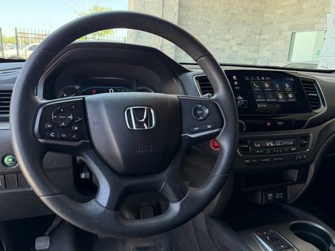 Used 2021 Honda Passport Sport image 10