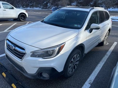 Used 2018 Subaru Outback 3.6R Touring w/ Popular Package #3 image 13