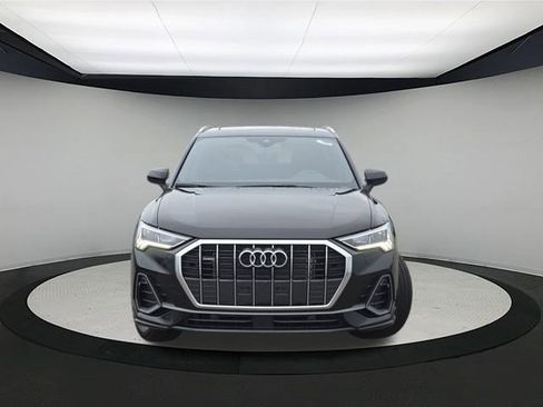 New 2025 Audi Q3 2.0T Premium image 2