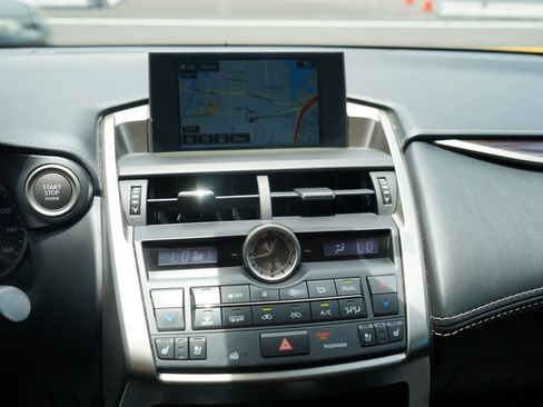 Used 2016 Lexus NX 200t FWD image 10