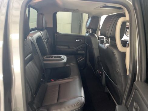 Used 2023 Nissan Frontier SV w/ SV Premium Package AWD/4WD image 24
