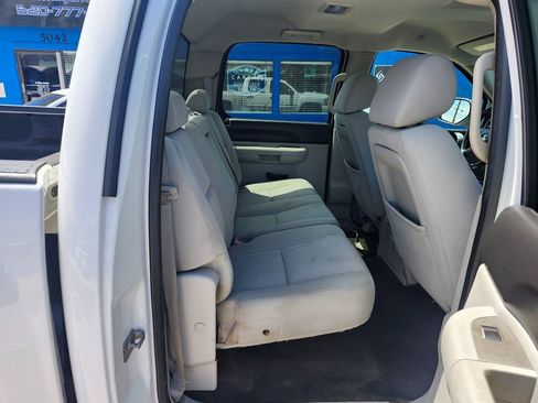 Used 2011 Chevrolet Silverado 1500 LT w/ Regional Value Package RWD image 19