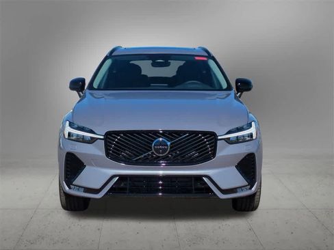 New 2026 Volvo XC60 B5 Plus w/ Protection Package Premier image 9