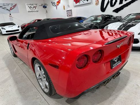 Used 2006 Chevrolet Corvette Convertible w/ Preferred Equipment Group image 3
