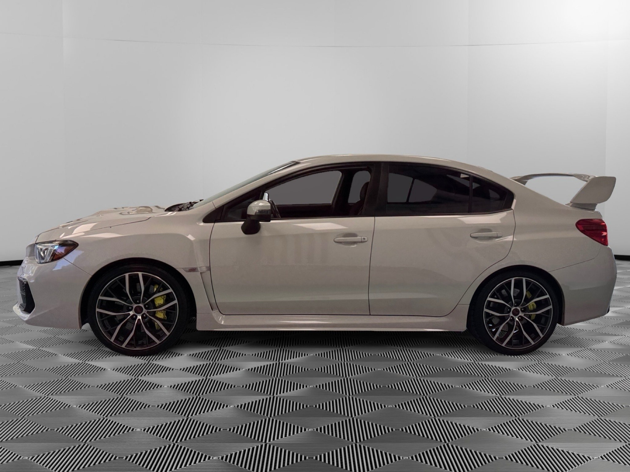 Used 2020 Subaru WRX STI AWD/4WD image 5
