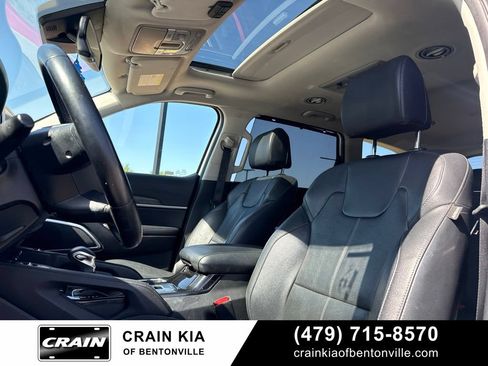 Certified 2022 Kia Telluride EX w/ EX Premium Package AWD/4WD image 21