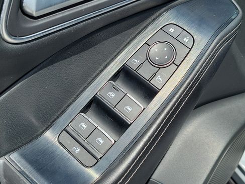 Certified 2021 Nissan Rogue SL w/ Premium Package FWD image 11