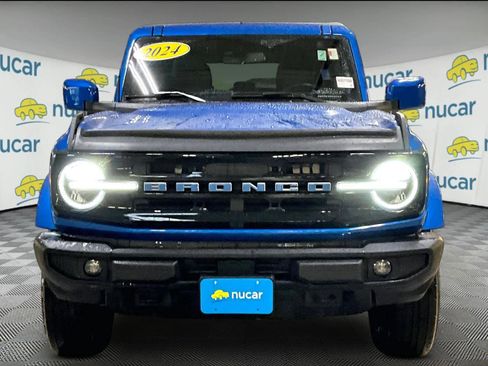 Used 2024 Ford Bronco Outer Banks image 2