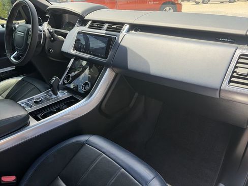 Used 2020 Land Rover Range Rover Sport HST AWD/4WD image 32