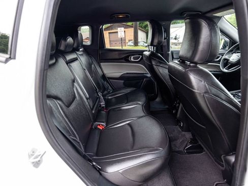 Used 2026 Jeep Compass Limited AWD/4WD image 28