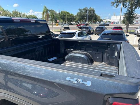 Used 2021 GMC Sierra 1500 SLE AWD/4WD image 8