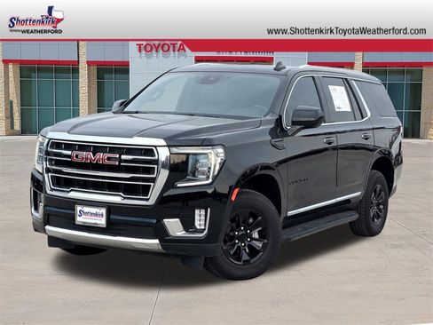 Used 2023 GMC Yukon SLT image 1