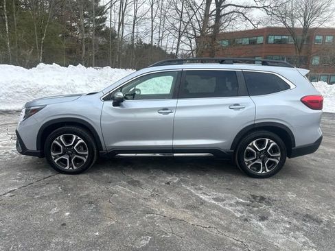 Used 2023 Subaru Ascent Limited w/ Technology Package image 9