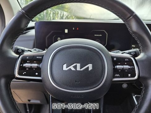 Used 2025 Kia Carnival SX w/ SX Dark Edition Package FWD image 24