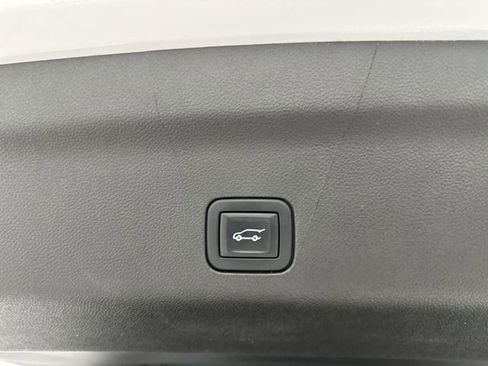 Used 2022 Chevrolet Tahoe RST w/ Sport Performance Package AWD/4WD image 27