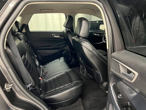 Used 2020 Ford Edge SEL AWD/4WD image 10