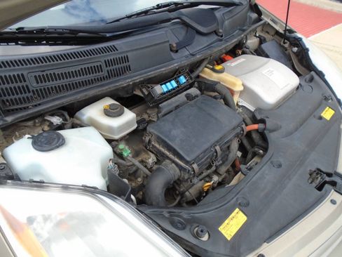Used 2004 Toyota Prius FWD image 18