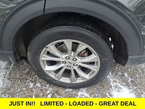 Used 2023 Ford Explorer Limited w/ Class IV Trailer Tow Package image 9