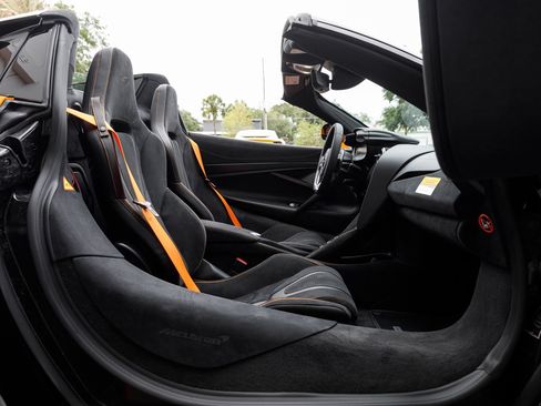 New 2027 McLaren 750S Spider RWD image 57