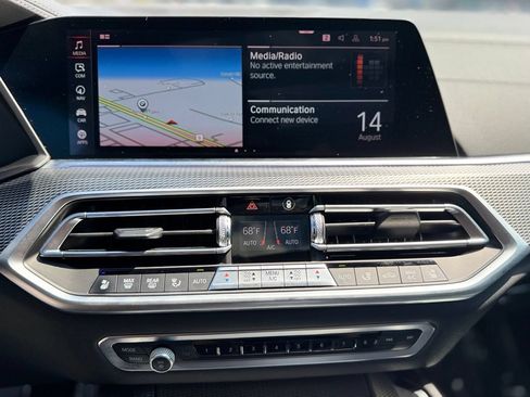 Used 2020 BMW X6 M50i w/ Executive Package AWD/4WD image 17