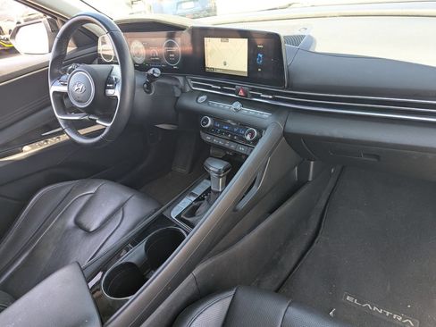 Used 2023 Hyundai Elantra Limited FWD image 34