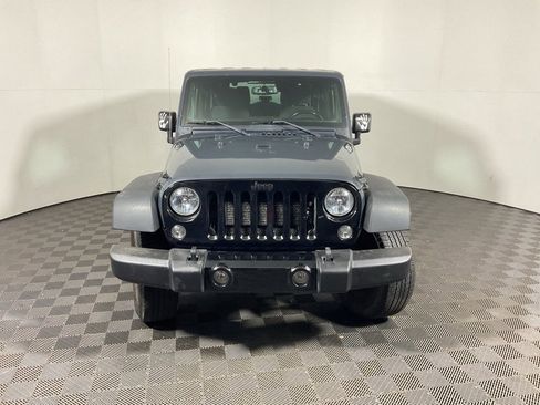 Used 2016 Jeep Wrangler Sport image 3