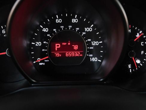 Used 2016 Kia Soul + w/ Tarmac Special Edition image 36