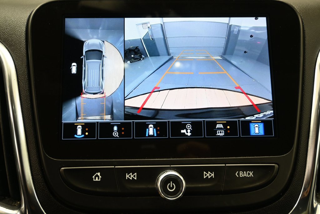 Used 2022 Chevrolet Equinox LT AWD/4WD image 13