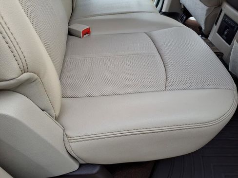 Used 2018 RAM 2500 Laramie image 19