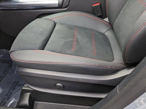 New 2025 Mercedes-Benz GLA 35 AMG AMG GLA 35 image 4