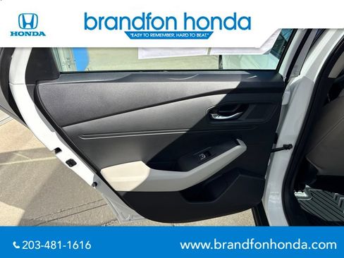 Used 2024 Honda Accord EX image 11