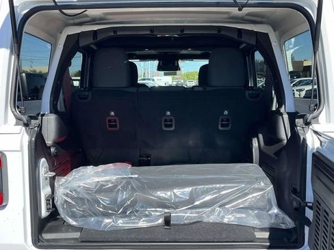 New 2025 Jeep Wrangler Sahara w/ Technology Group image 17