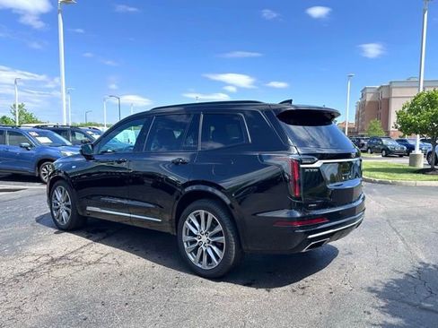 Used 2021 Cadillac XT6 Sport AWD/4WD image 7