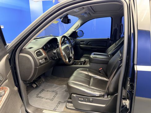 Used 2008 GMC Yukon Denali AWD/4WD image 13