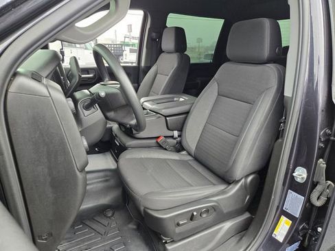 Used 2024 Chevrolet Silverado 2500 Custom w/ Custom Value Package image 12