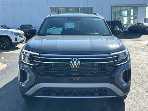 New 2026 Volkswagen Atlas Peak Edition AWD/4WD image 5