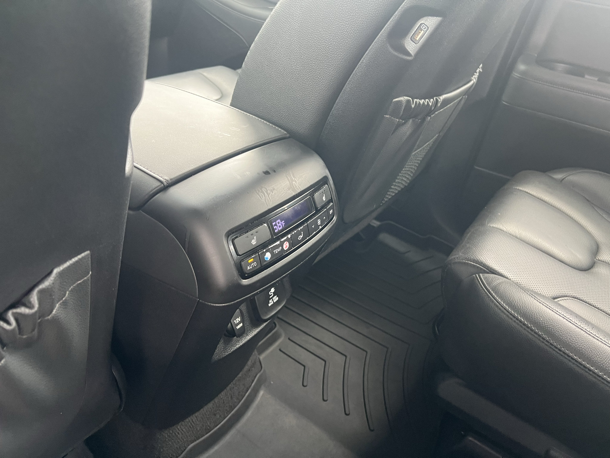 Used 2022 Hyundai Palisade SEL w/ Premium Package FWD image 21