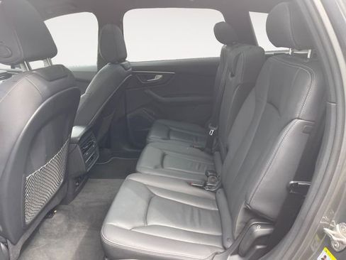 Used 2025 Audi Q7 3.0T Premium Plus AWD/4WD image 13