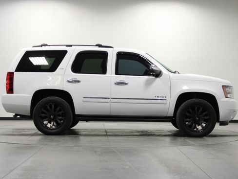 Used 2012 Chevrolet Tahoe LTZ AWD/4WD image 3