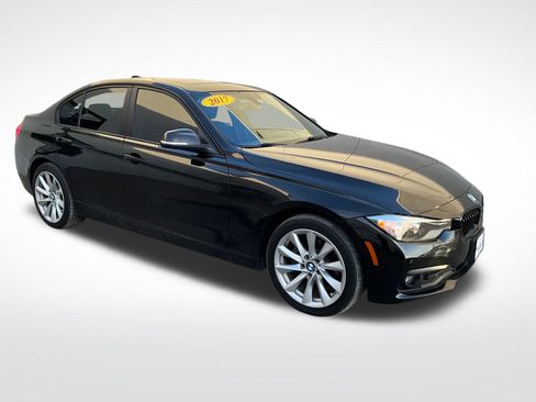 Used 2017 BMW 320i xDrive 320i xDrive image 20