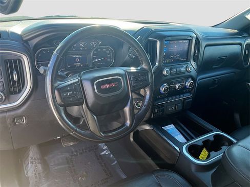 Used 2022 GMC Sierra 1500 AT4 w/ AT4 Preferred Package image 9
