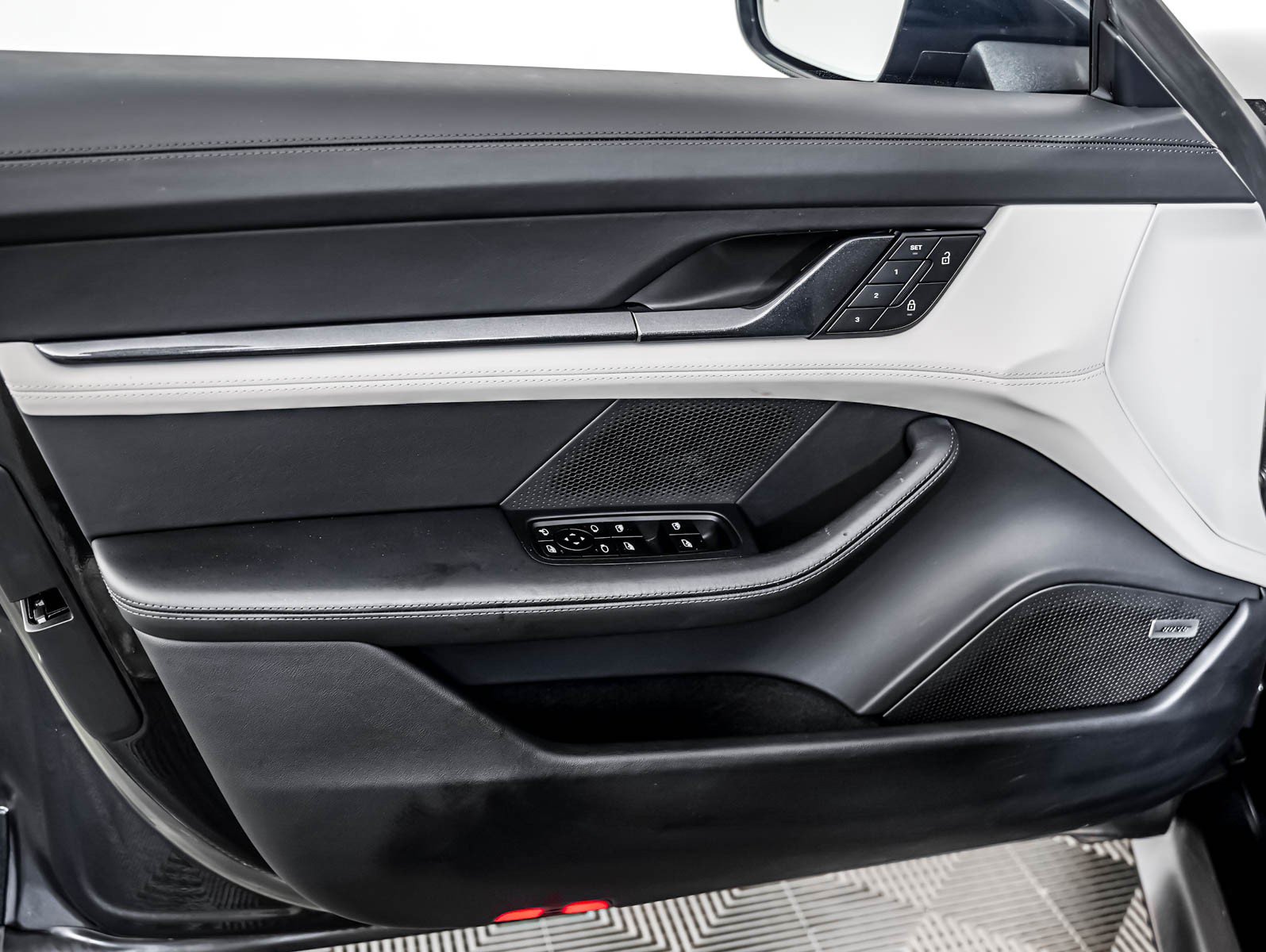 Certified 2023 Porsche Taycan GTS AWD/4WD image 29