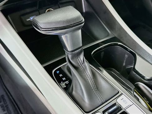 Used 2022 Hyundai Tucson SEL FWD image 19