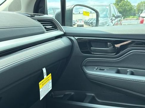 New 2026 Honda Odyssey Touring image 19