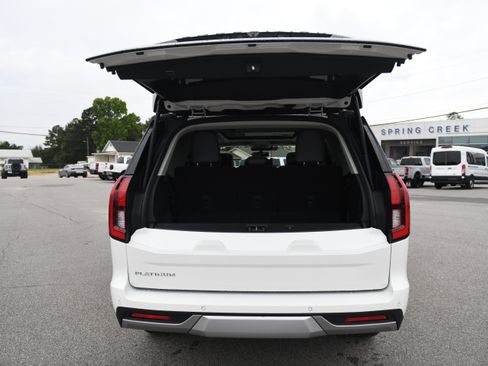 New 2026 Ford Expedition Platinum w/ Driver's Package AWD/4WD image 10